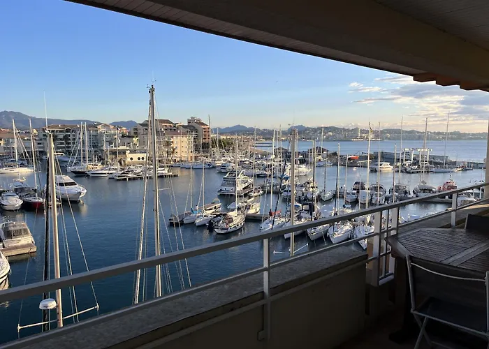 Cap Hermes, 4eme Etage, Vue Exceptionnelle Sur Le Port Fréjus